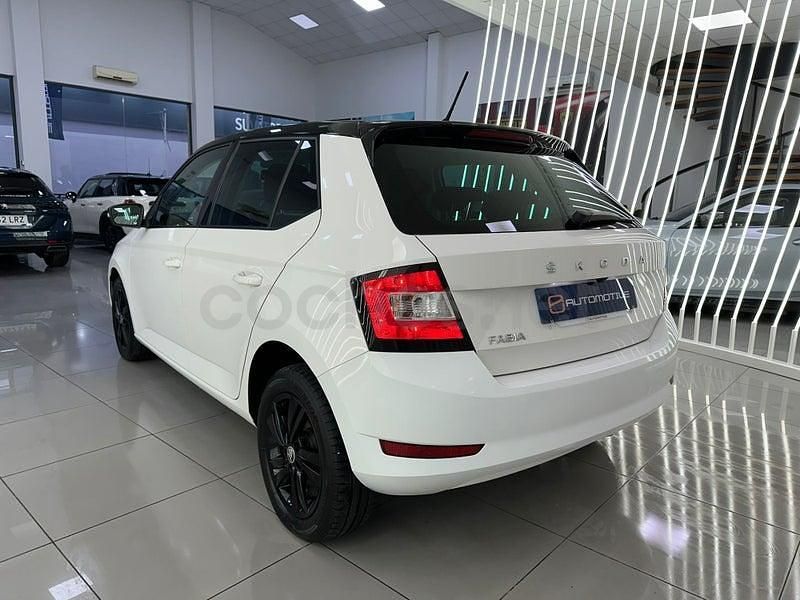 Usado Skoda Fabia Ambition 110 CV (80 kW) 2022 Blanco Utilitario
