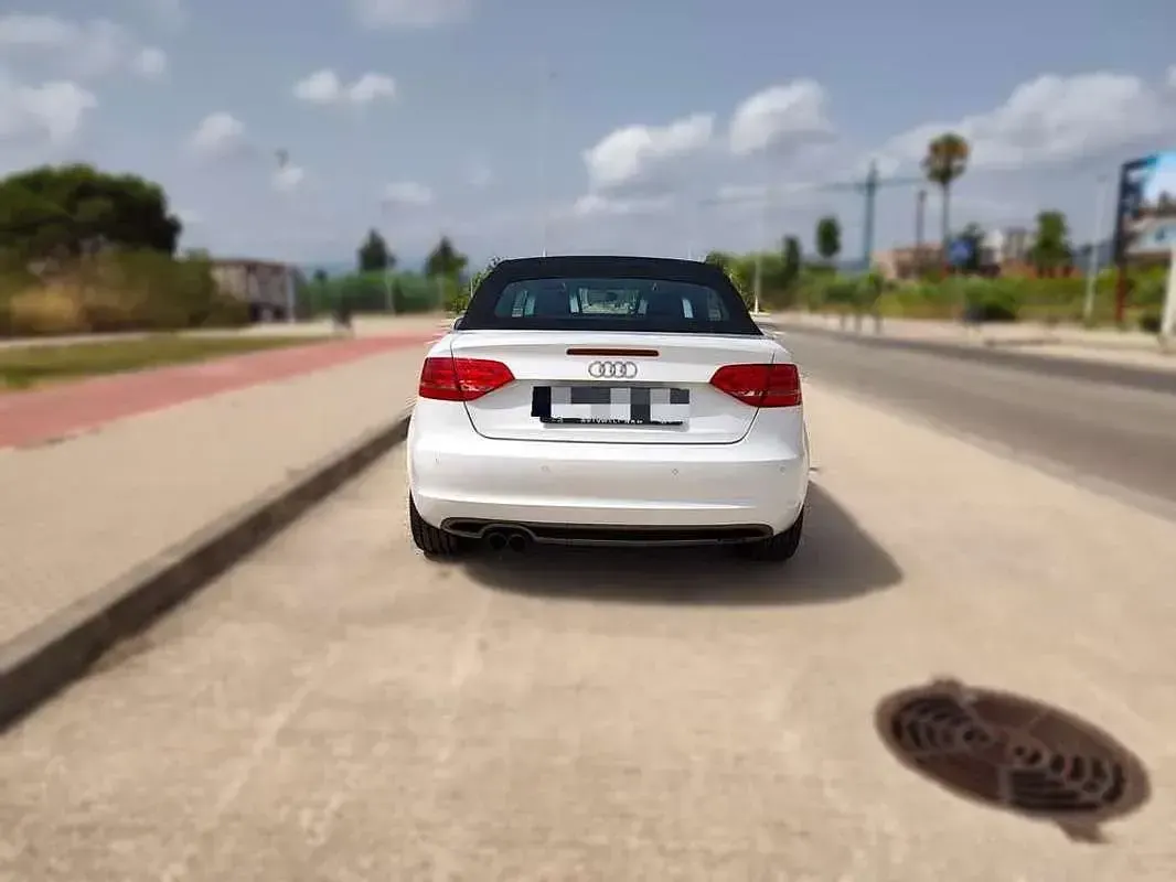 Usado Audi A3 Cabriolet Attraction 160 CV (117 kW) 2013 Blanco Descapotable