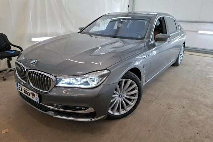 Usado BMW 740 iPerformance 326 CV (239 kW) 2018 Berlina