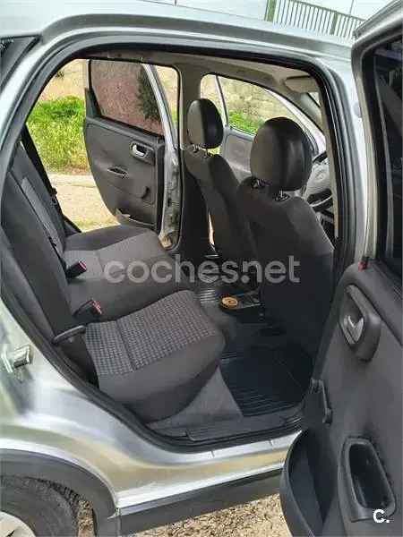 Usado Opel Corsa Edition 75 CV (55 kW) 2003 Gris / plata Utilitario