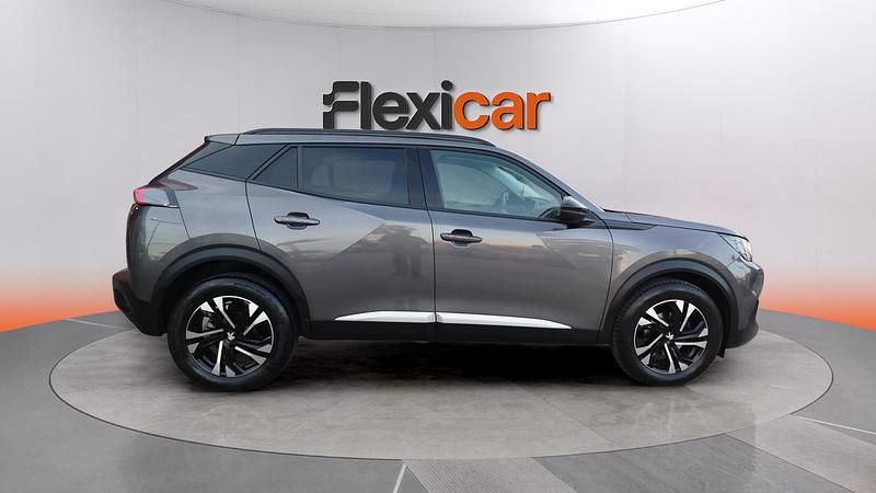 Usado Peugeot 2008 Allure 100 CV (73 kW) 2022 Gris SUV