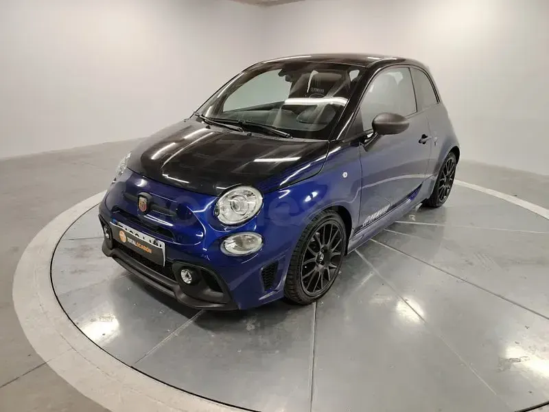 Usado Abarth 500 165 CV (121 kW) 2021 Azul Berlina
