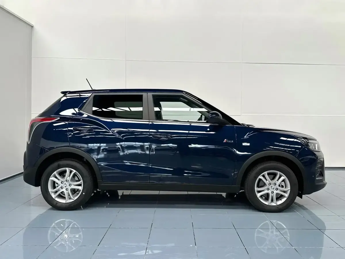 Usado SsangYong Tivoli 135 CV (99 kW) 2024 Azul