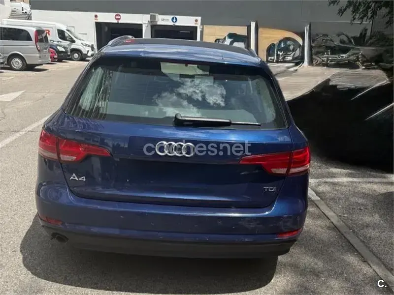 Usado Audi A4 150 CV (110 kW) 2016 Azul Familiar