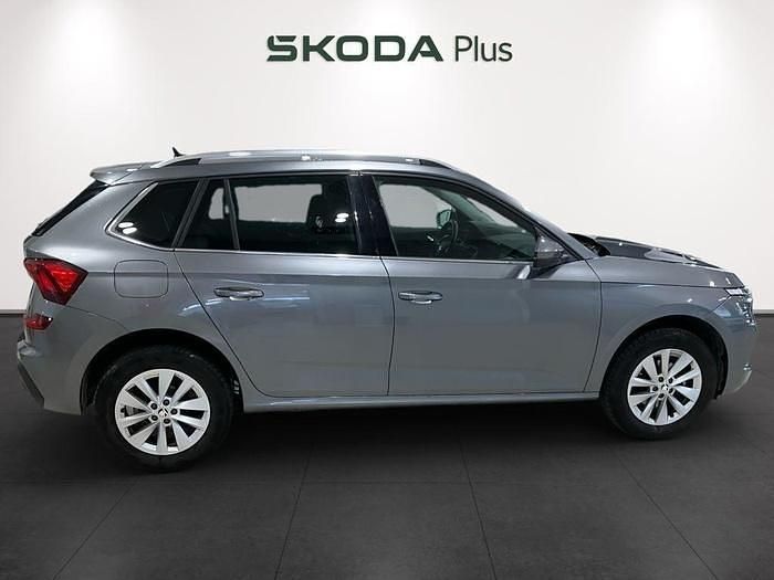 Usado Skoda Kamiq Selection 115 CV (84 kW) 2024 Gris / plateado SUV