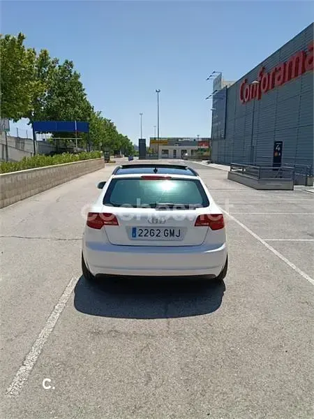 Usado Audi A3 Ambiente 140 CV (102 kW) 2009 Blanco Utilitario