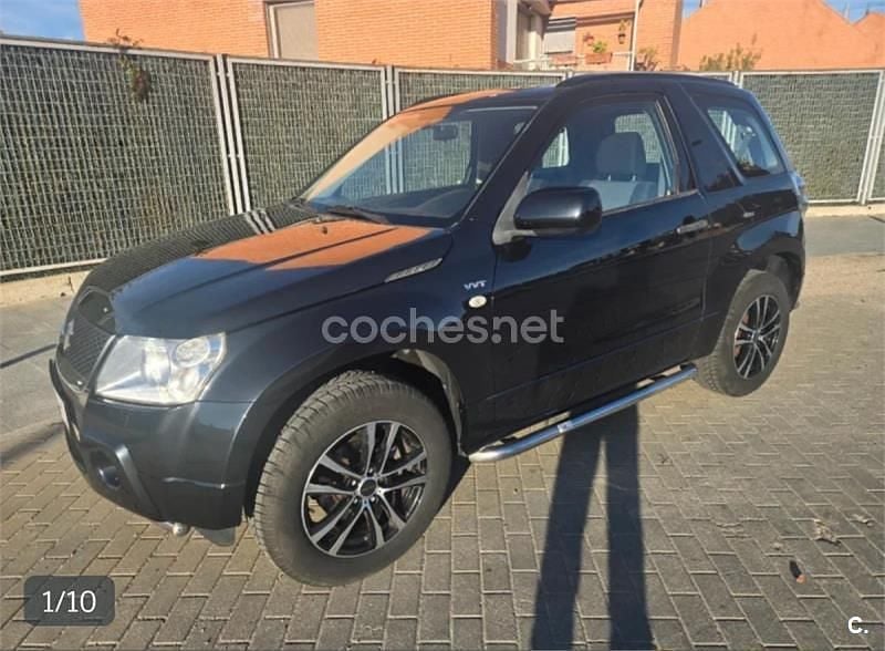 Usado Suzuki Grand Vitara 106 CV (77 kW) 2006 Negro SUV