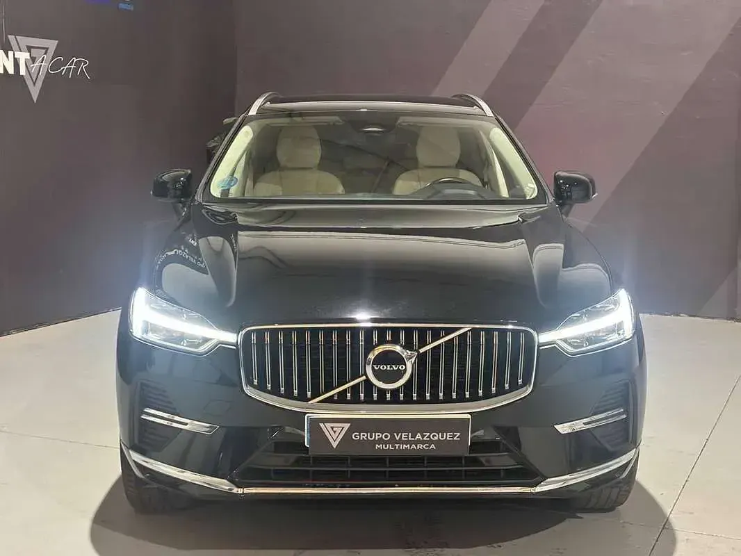 Usado Volvo XC60 Inscription 190 CV (139 kW) 2022 Negro SUV
