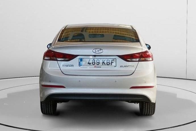 Usado Hyundai Elantra 136 CV (100 kW) 2017 Berlina