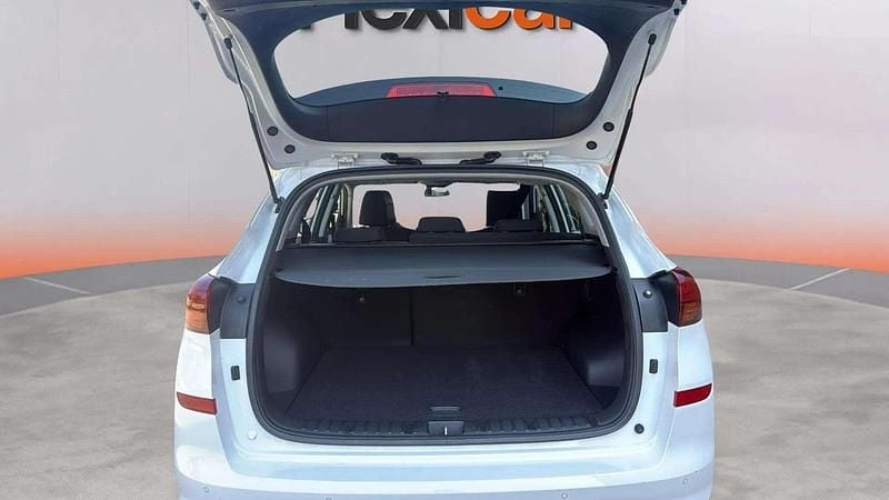 Usado Hyundai Tucson 132 CV (97 kW) 2020 Blanco SUV