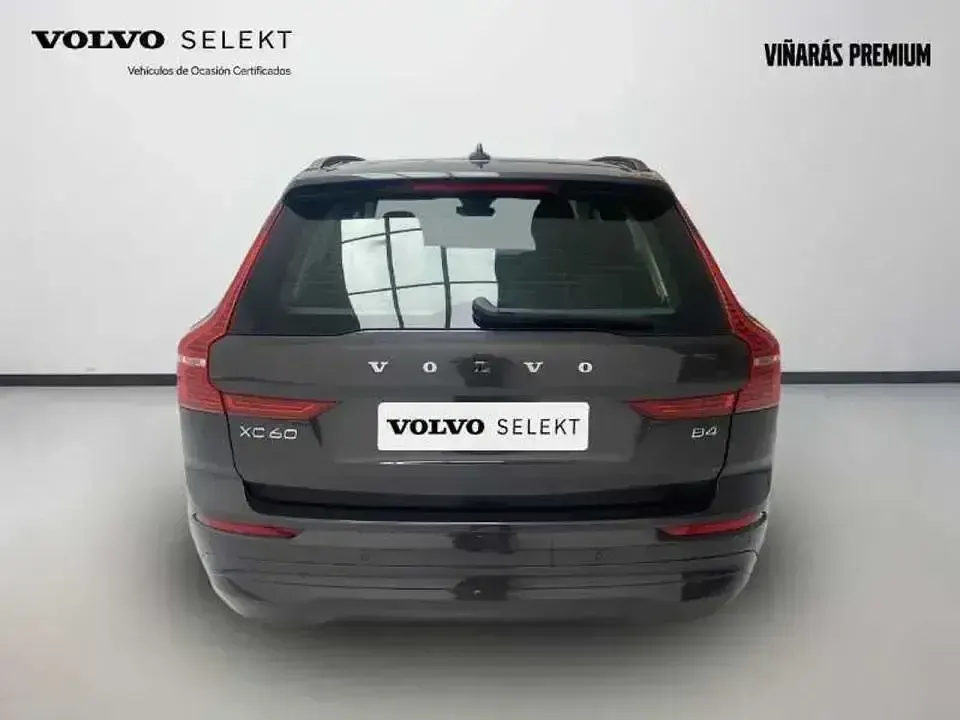 Usado Volvo XC60 Core 197 CV (144 kW) 2024 Otro SUV