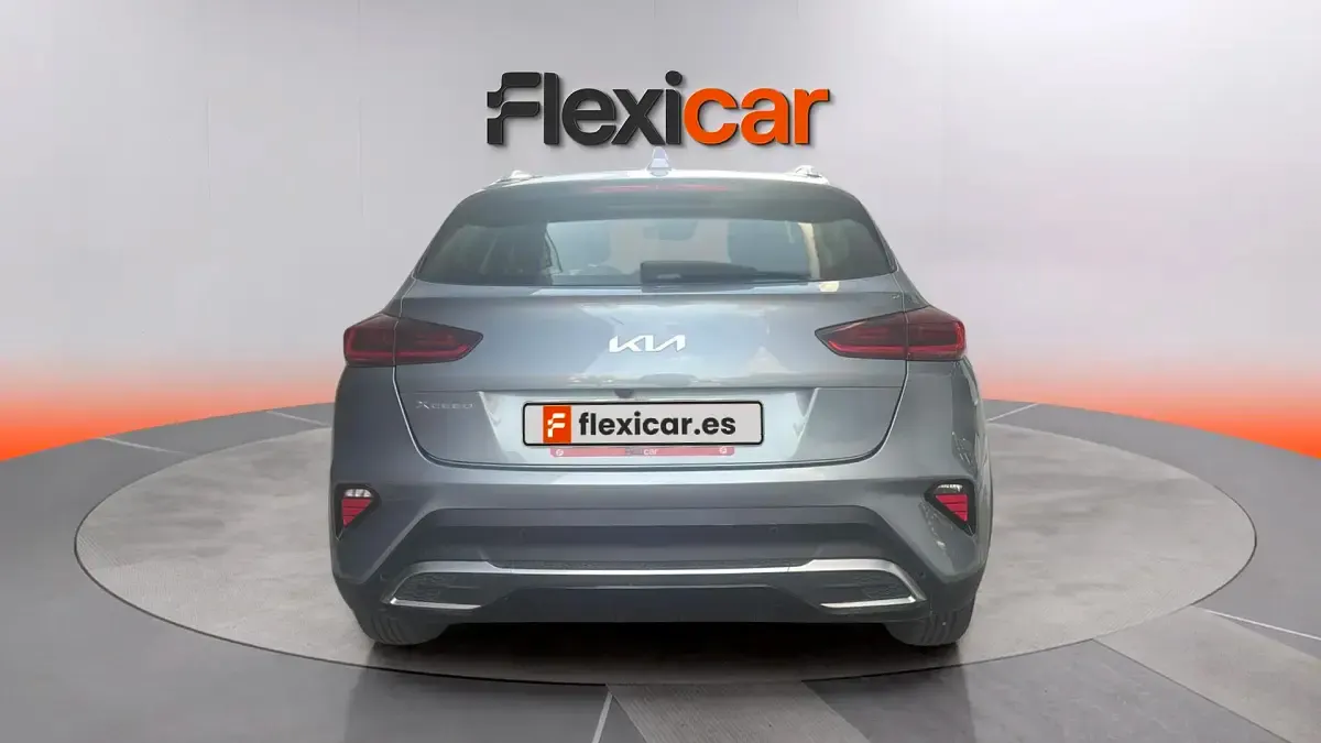 Usado Kia XCeed GT-Line 204 CV (150 kW) 2023 Gris SUV