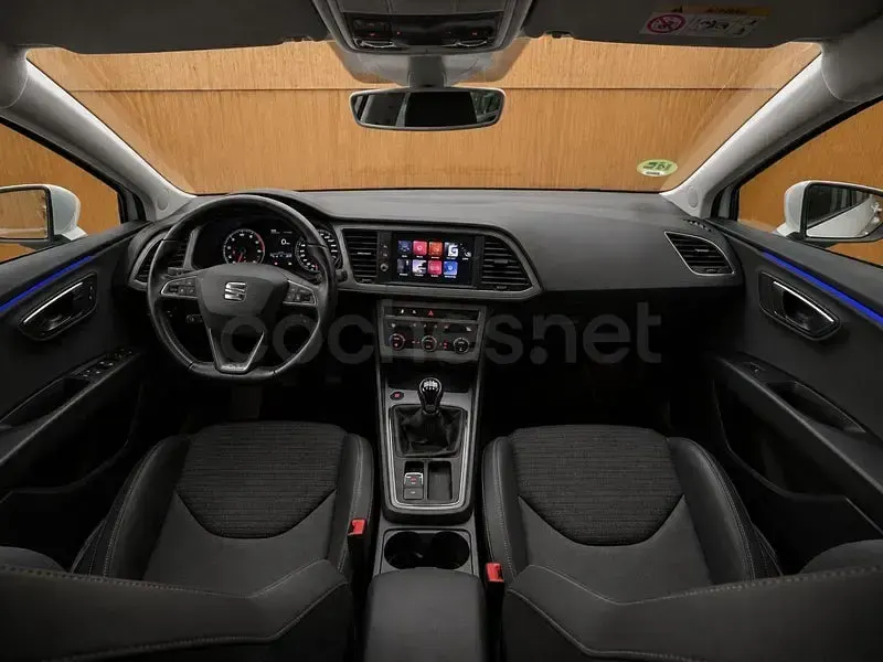 Usado Seat Leon XCELLENCE 150 CV (110 kW) 2017 Blanco Berlina