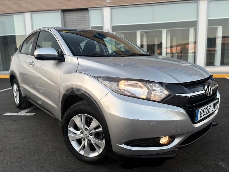 Gris / plata Usado 2016 Honda HR-V Comfort SUV | 6999 € - Imagen 1/4