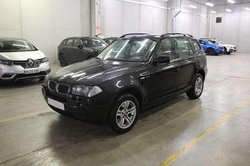 Usado BMW X3 Comfort Edition 218 CV (160 kW) 2005 Negro SUV