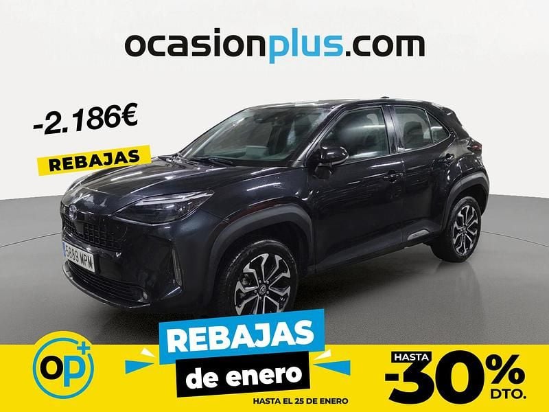 Negro Usado 2024 Toyota Yaris Hybrid Active Recogida | 24.050 € (Precio justo) - Imagen 1/4