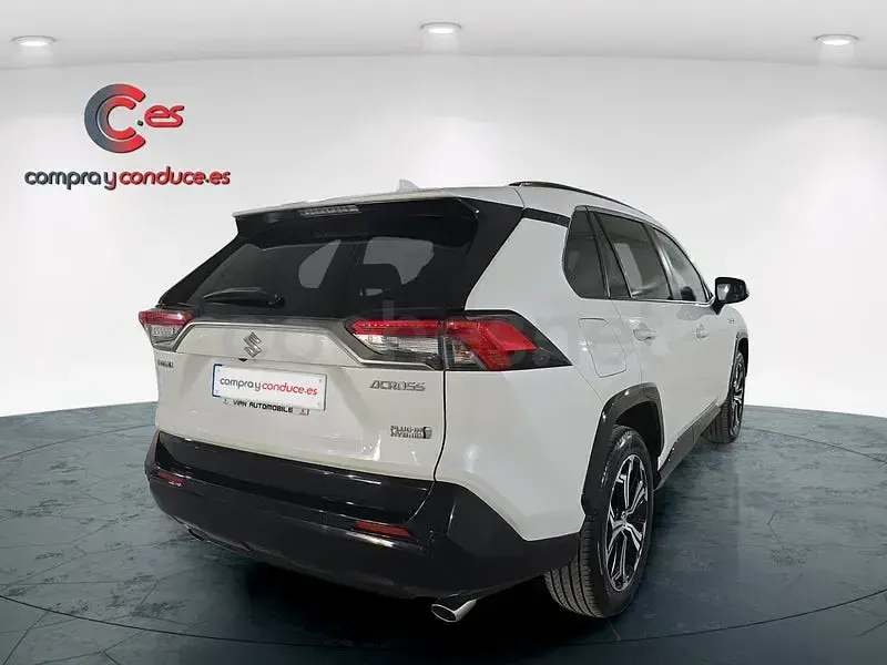 Usado Suzuki Across 306 CV (225 kW) 2020 Blanco SUV