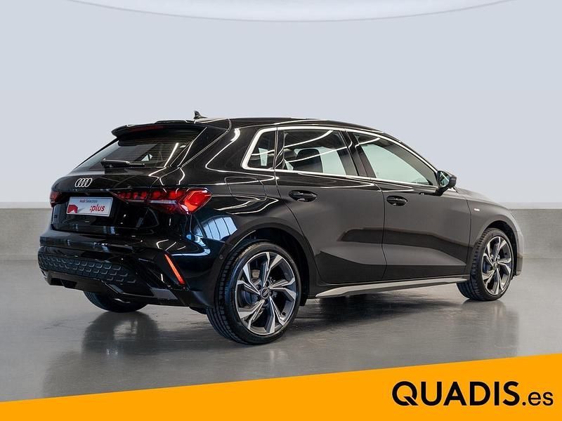 Usado Audi A3 e-tron S-Line 204 CV (150 kW) 2025 Negro Utilitario