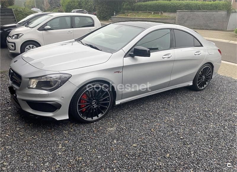 Gris / plata Usado 2015 Mercedes CLA45 AMG Shooting Brake AMG Familiar | 31.000 € (Caro) - Imagen 1/4
