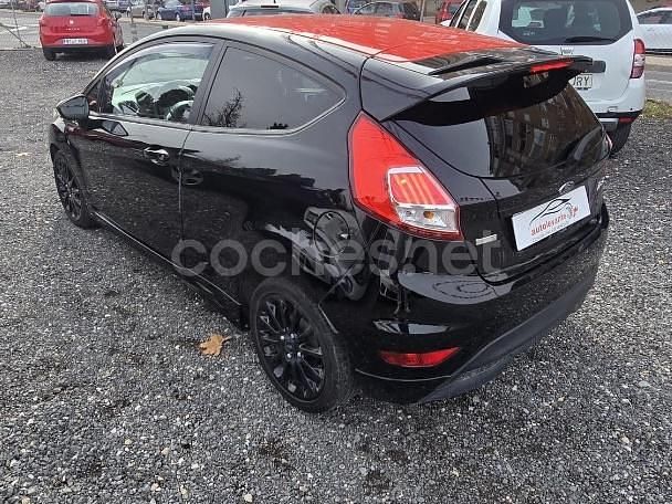 Usado Ford Fiesta ST-Line 100 CV (73 kW) 2017 Negro Berlina