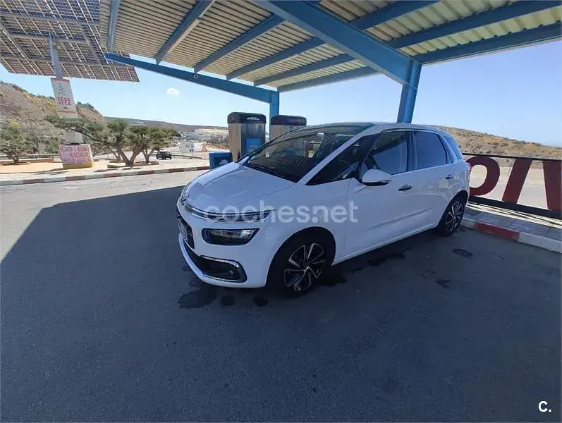 Usado Citroën C4 Picasso PureTech 130 CV (95 kW) 2016 Blanco Monovolumen