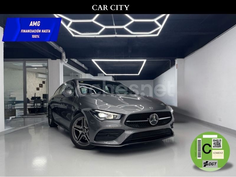 Gris Usado 2020 Mercedes CLA200 Shooting Brake Familiar | 28.999 € (Precio justo) - Imagen 1/4