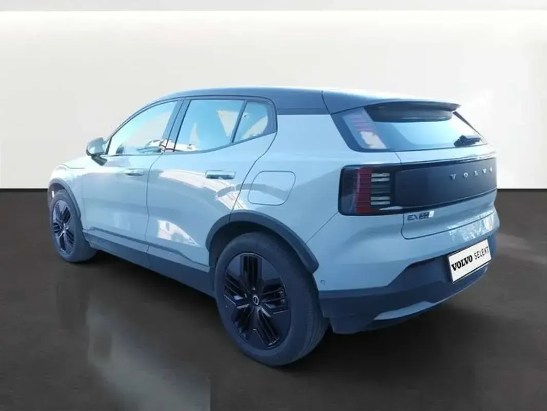Usado Volvo EX30 Ultra 314 kW (428 CV) 2025 Blanco SUV