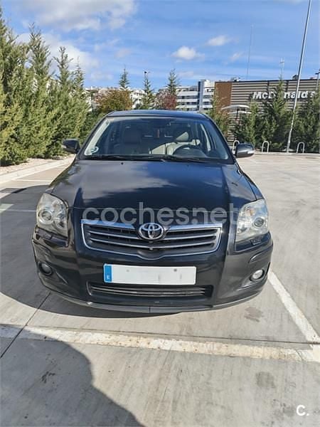 Negro Usado 2007 Toyota Avensis Executive Berlina | 2399 € (Super precio) - Imagen 1/4