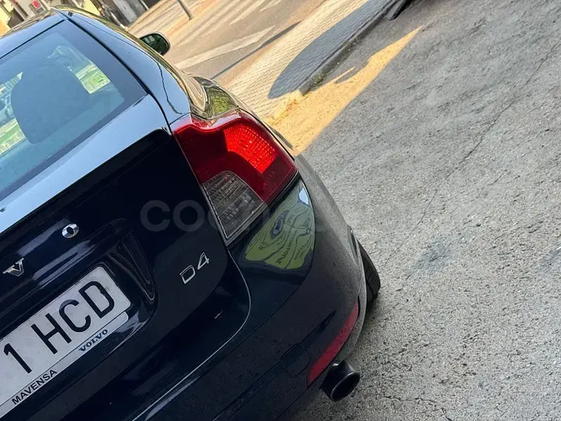 Usado Volvo S40 Momentum 177 CV (130 kW) 2011 Negro Berlina