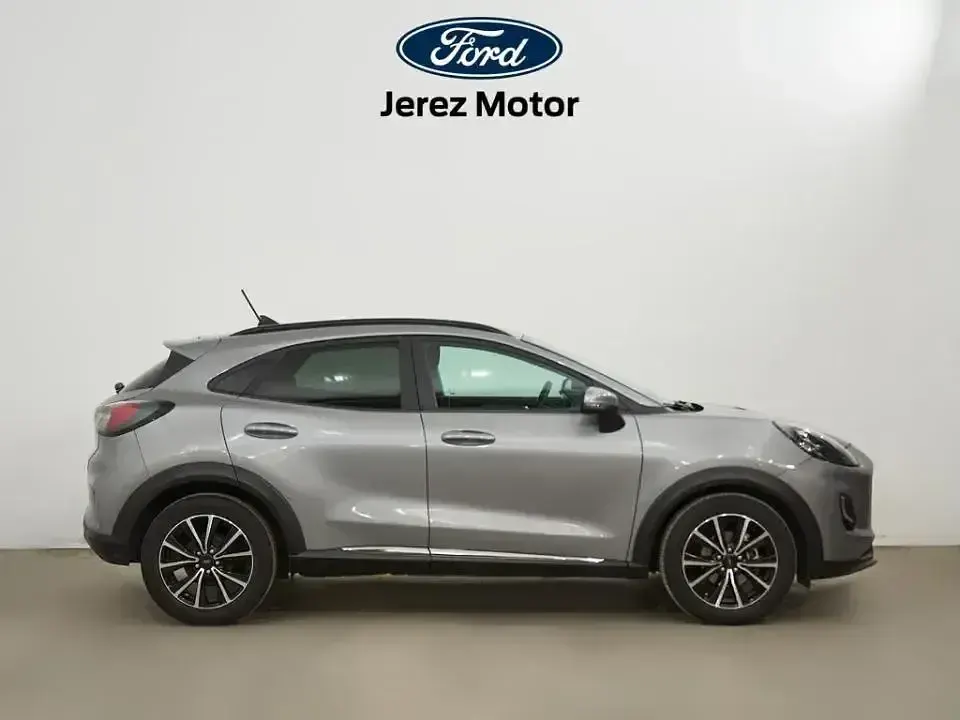 Usado Ford Puma Titanium 125 CV (91 kW) 2024 Gris SUV