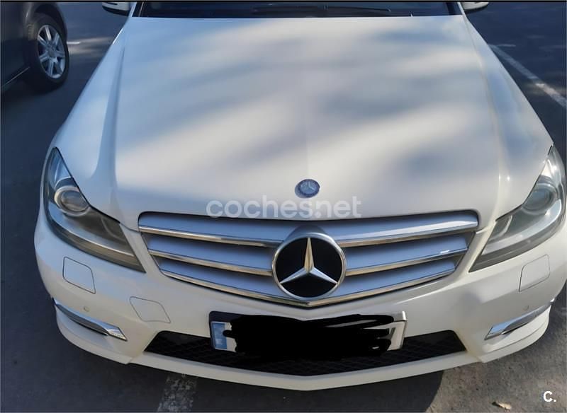 Usado Mercedes C200 Avantgarde 136 CV (100 kW) 2011 Blanco Berlina