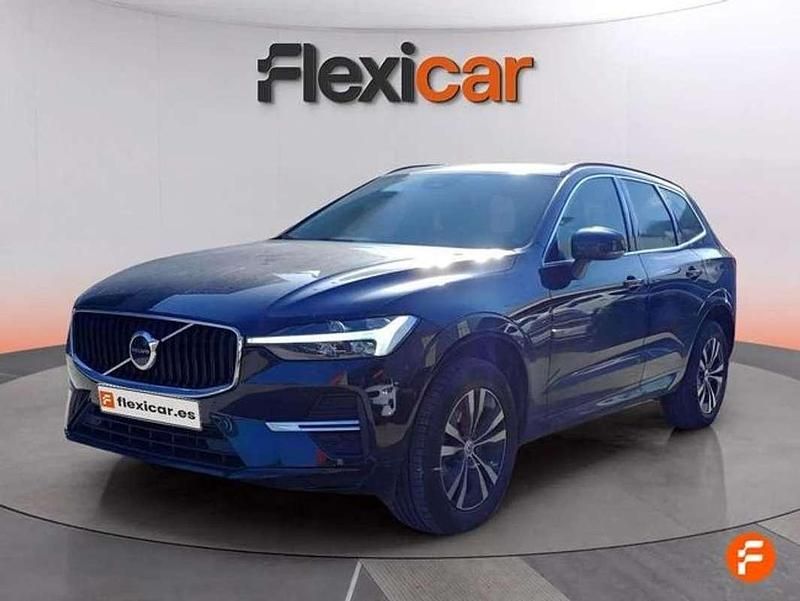 Usado Volvo XC60 Momentum 190 CV (139 kW) 2021 Negro SUV