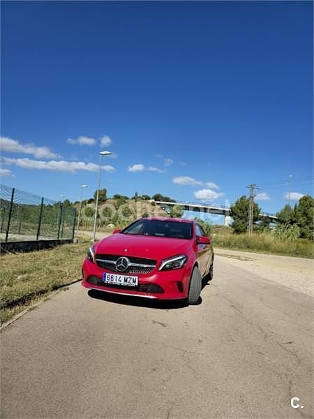 Usado Mercedes A200 136 CV (100 kW) 2016 Rojo Berlina