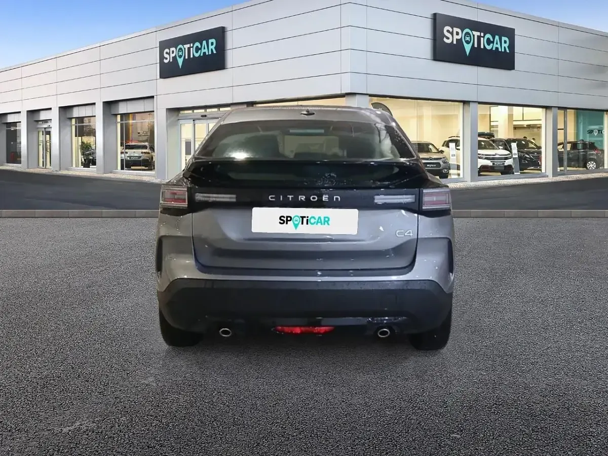 Usado Citroën C4 145 CV (106 kW) 2025 Gris SUV