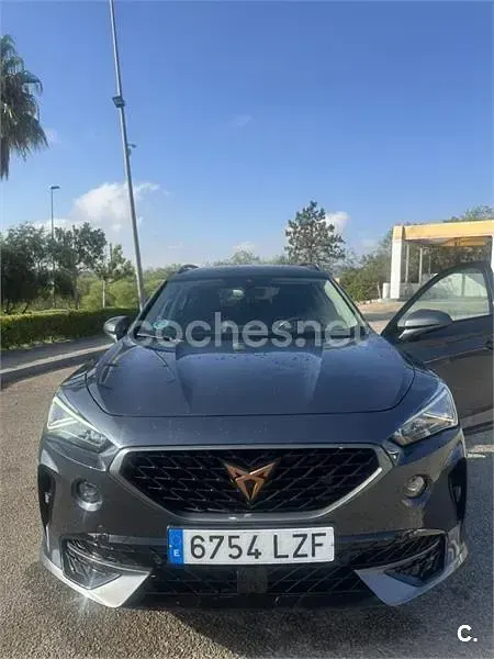 Usado Cupra Formentor 150 CV (110 kW) 2022 Gris / plata SUV
