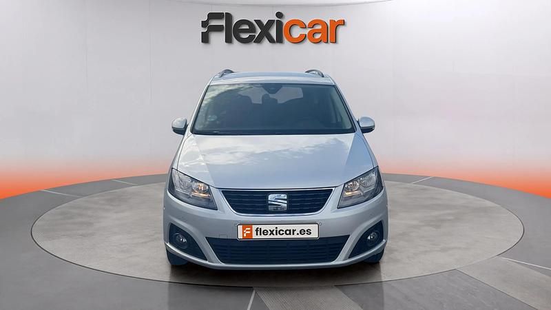 Usado Seat Alhambra XCELLENCE 150 CV (110 kW) 2022 Gris Monovolumen