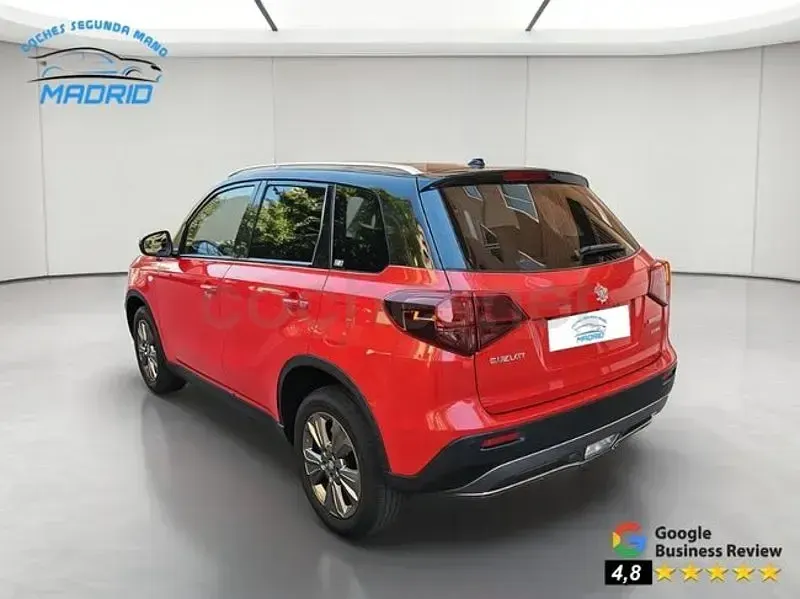 Usado Suzuki Vitara 129 CV (94 kW) 2023 Rojo SUV