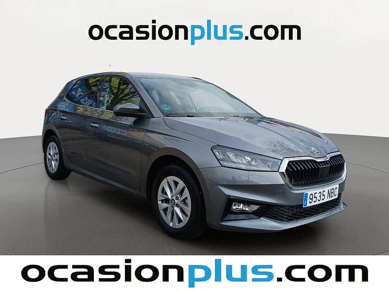 Usado Skoda Fabia Selection 116 CV (85 kW) 2025 Gris Utilitario