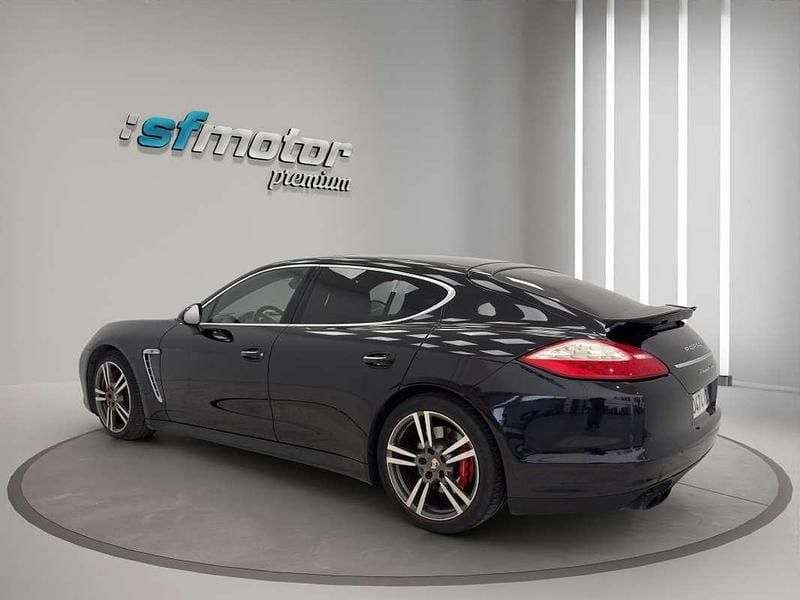 Usado Porsche Panamera Turbo 500 CV (367 kW) 2010 Negro Berlina