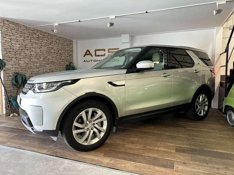 Usado Land Rover Discovery 5 HSE 306 CV (225 kW) 2021 Gris / plata SUV