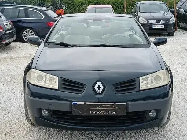 Usado Renault Mégane Privilege 130 CV (95 kW) 2006 Azul