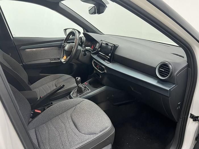 Usado Seat Arona Xperience 116 CV (85 kW) 2025 Blanco SUV