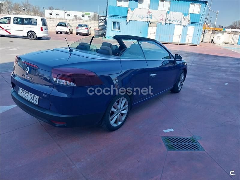 Usado Renault Mégane Cabriolet Privilege 150 CV (110 kW) 2010 Azul Descapotable