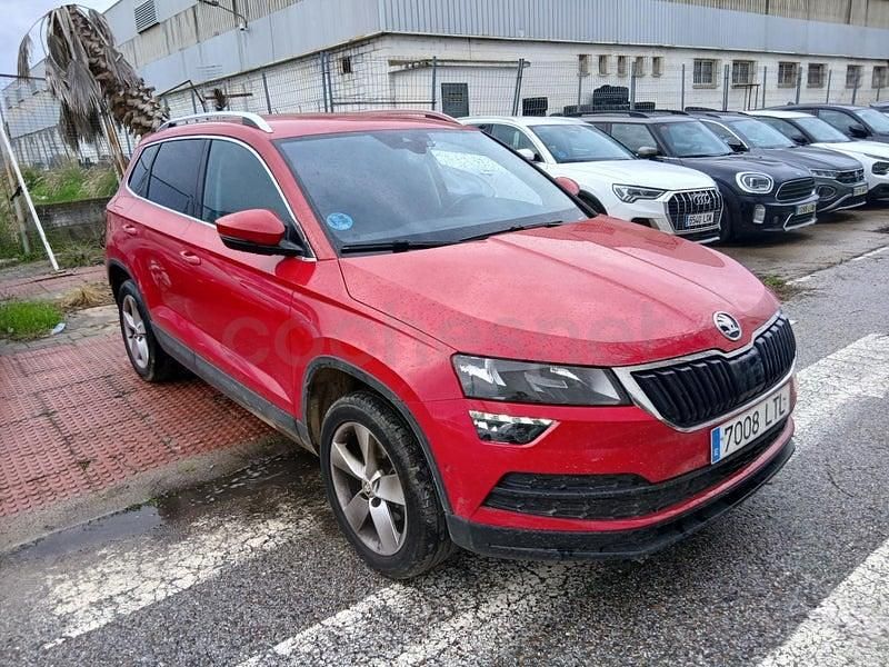 Usado Skoda Karoq Ambition 115 CV (84 kW) 2021 Rojo SUV