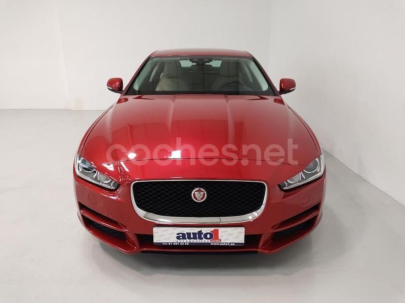 Granate Usado 2017 Jaguar XE Pure Berlina | 16.000 € (Precio justo) - Imagen 1/4