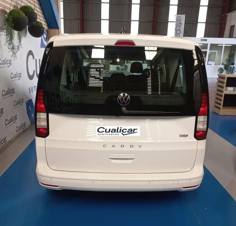 Begagnad VW Caddy Maxi 122 HK (89 kW) 2024 Vit Minibuss
