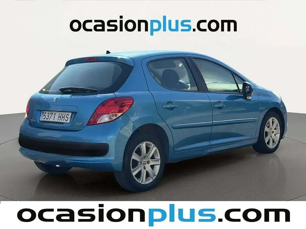 Usado Peugeot 207 Access 75 CV (55 kW) 2011 Azul Utilitario