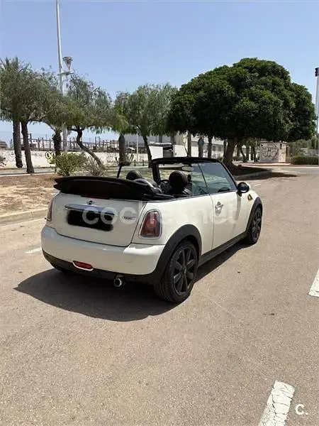 Usado Mini Cooper Cabriolet 116 CV (85 kW) 2010 Blanco Descapotable