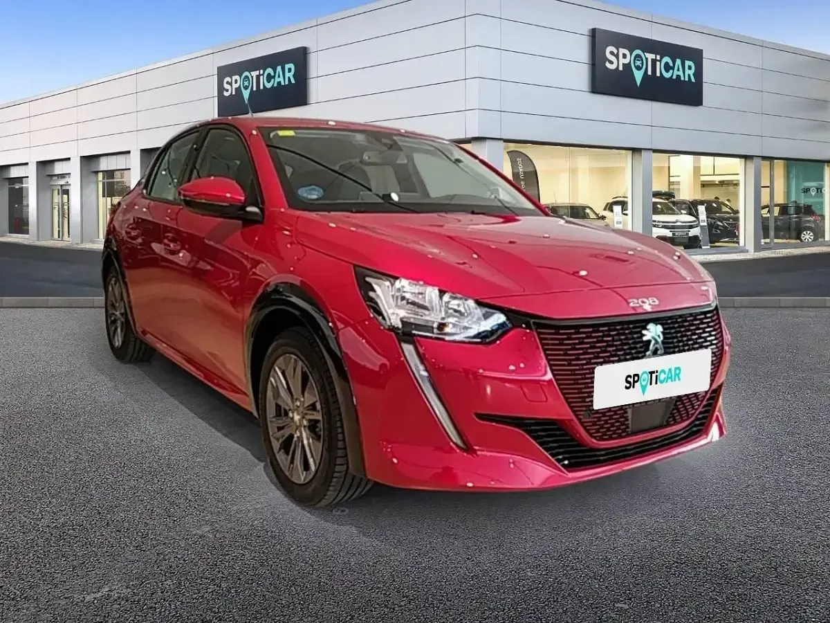 Usado Peugeot e-208 Allure 100 kW (136 CV) 2020 Rojo Utilitario