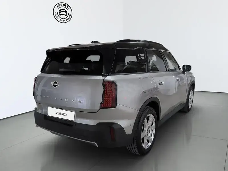 Usado Mini Countryman 170 CV (125 kW) 2024 Gris / plata SUV